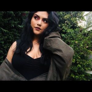 Meet your Posher, Leticia